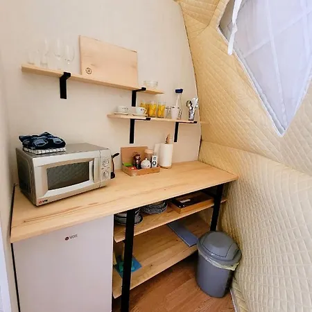 Nomad Glamping Sipovo